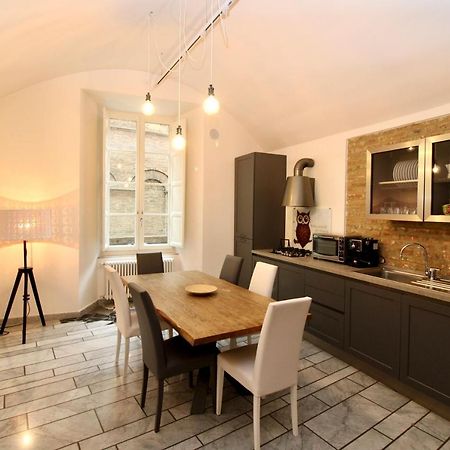 Luxury Suite Apartment Angiolieri Siena Bagian luar foto
