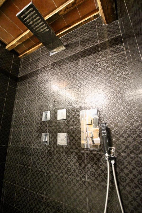 Luxury Suite Apartment Angiolieri Siena Bagian luar foto