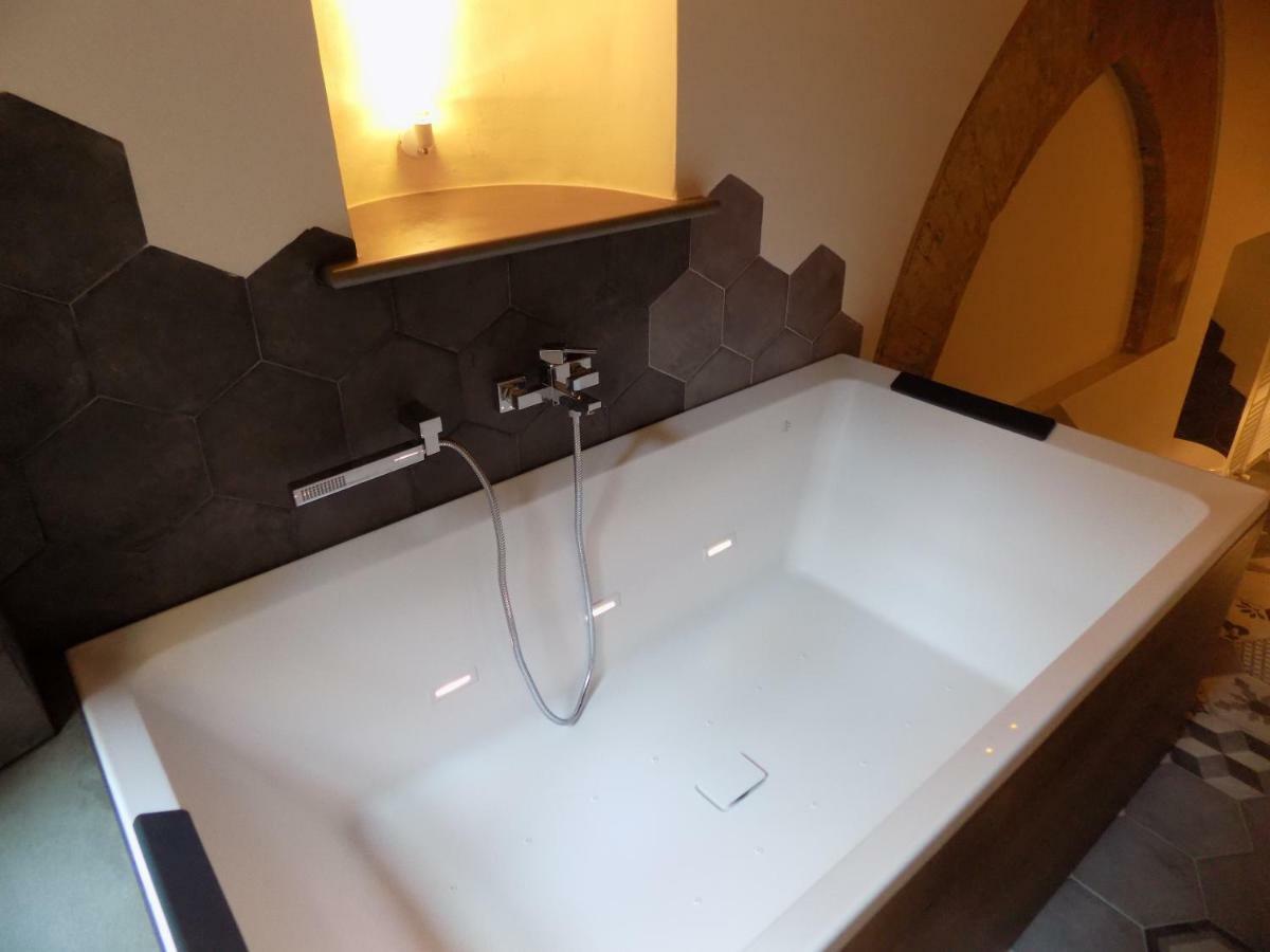 Luxury Suite Apartment Angiolieri Siena Bagian luar foto